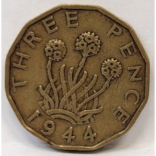 GREAT BRITAIN UK 1944 . THREEPENCE . VARIETY . SPOTS ON OBVERSE